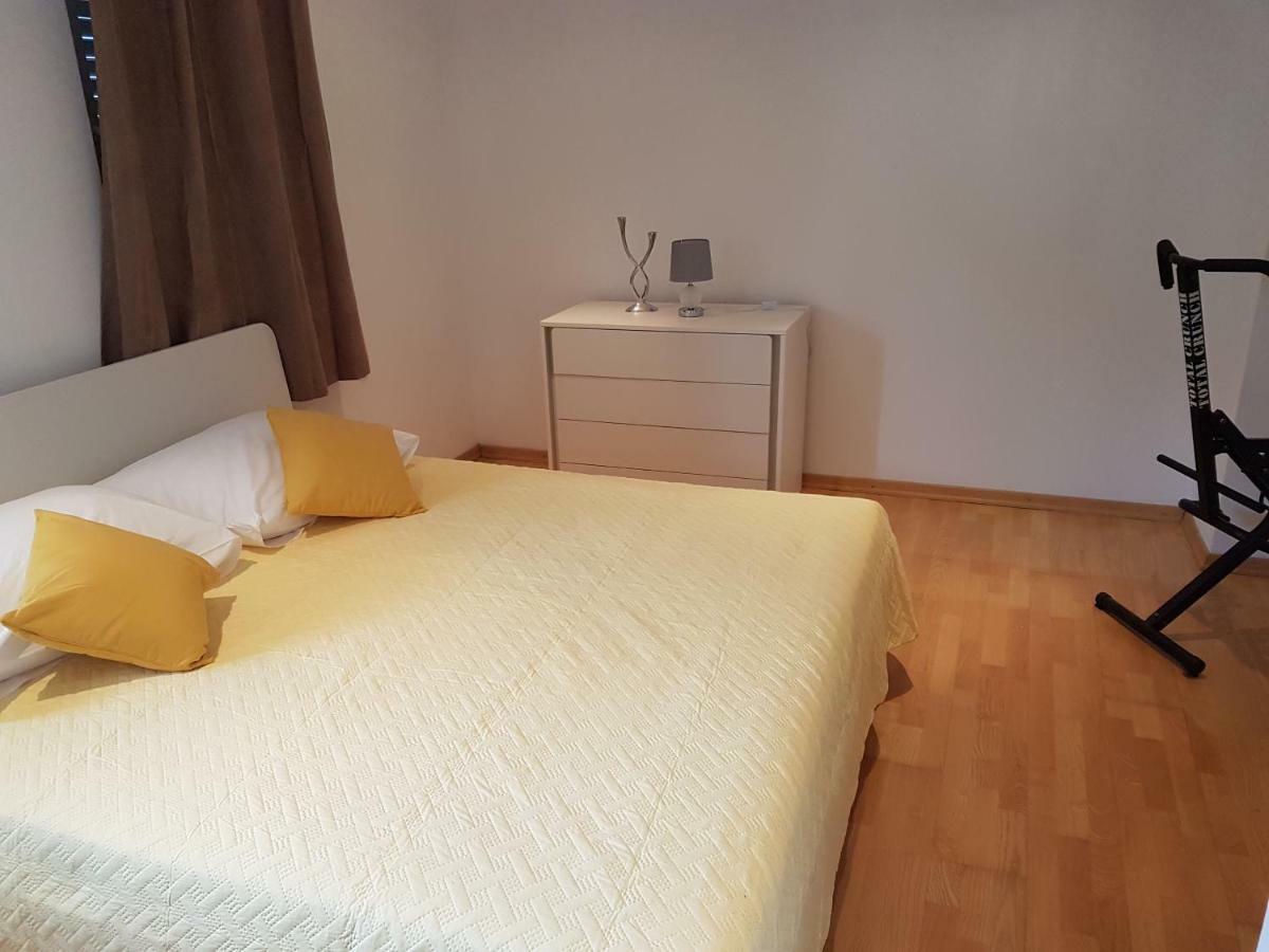 Fantasy Apartment กอร์จูลา ภายนอก รูปภาพ