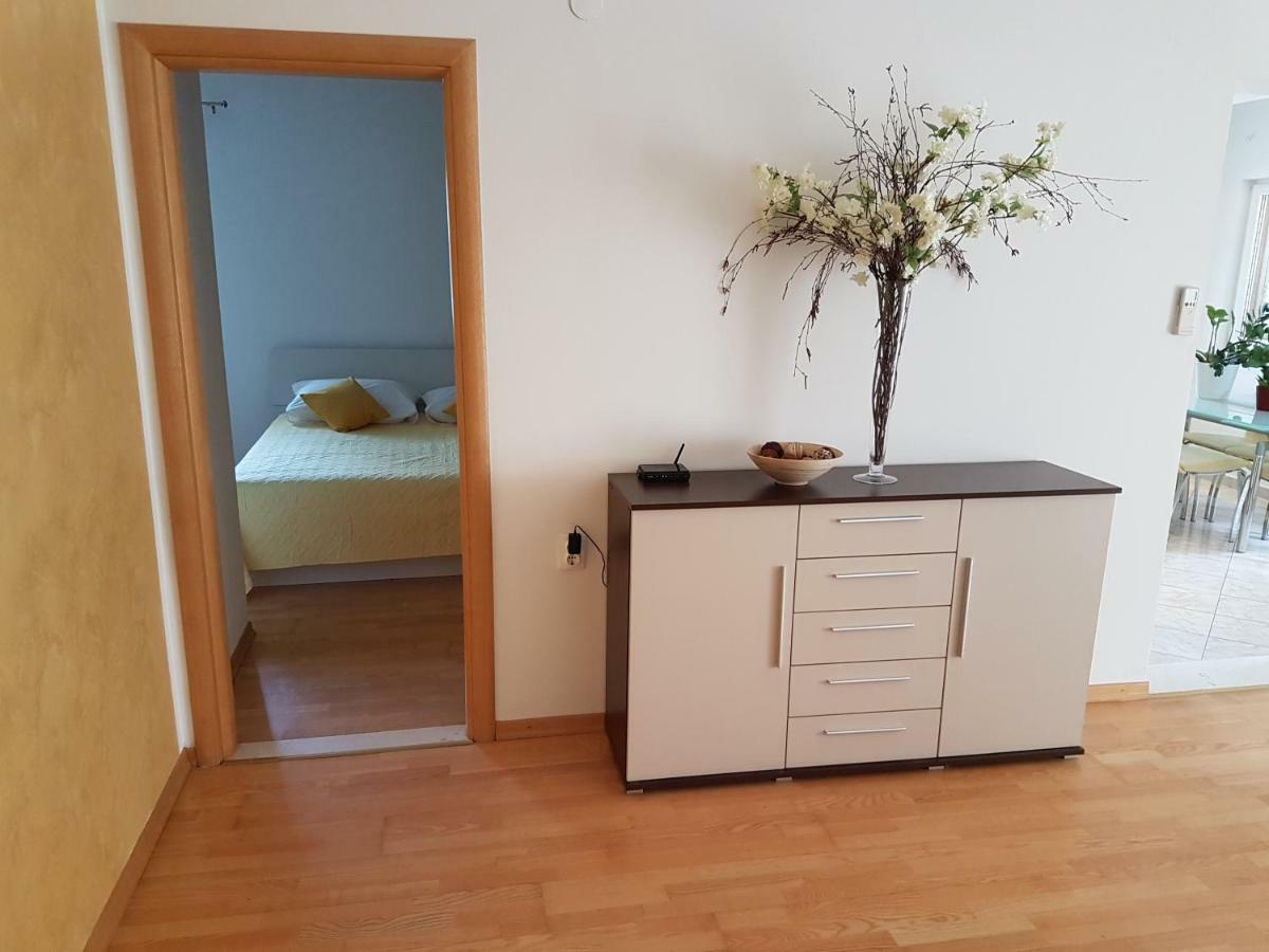 Fantasy Apartment กอร์จูลา ภายนอก รูปภาพ