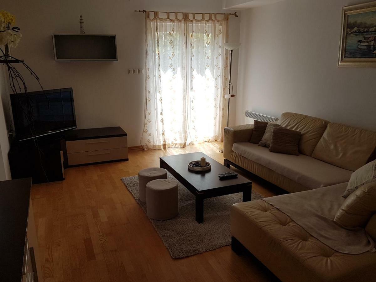Fantasy Apartment กอร์จูลา ภายนอก รูปภาพ