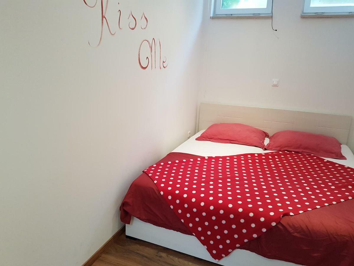 Fantasy Apartment กอร์จูลา ภายนอก รูปภาพ