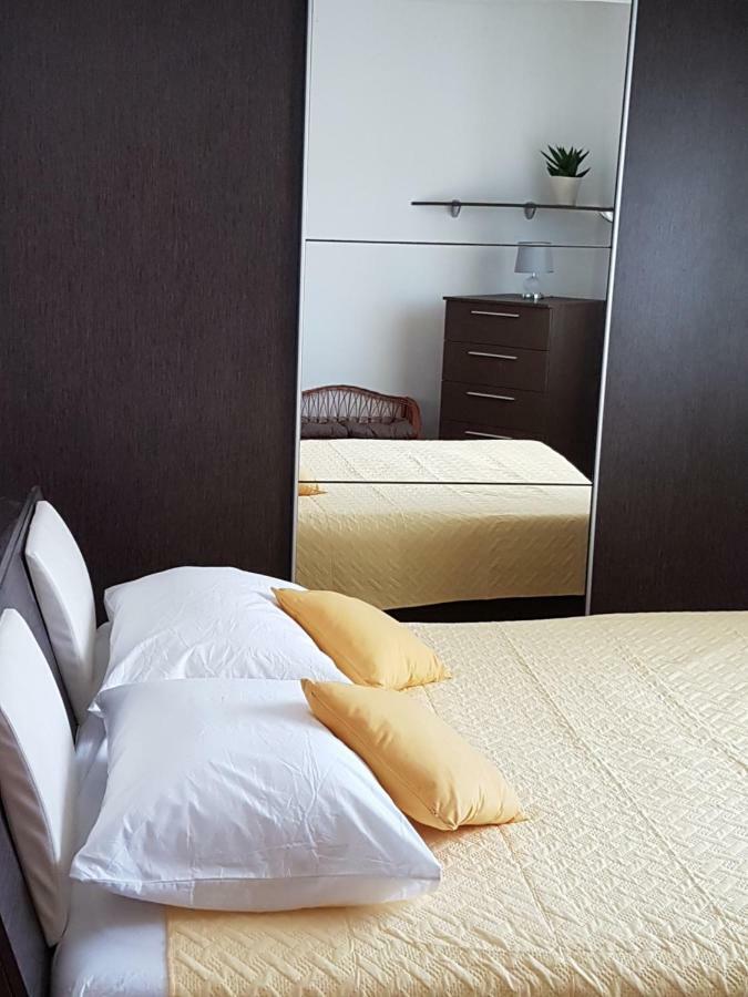 Fantasy Apartment กอร์จูลา ภายนอก รูปภาพ