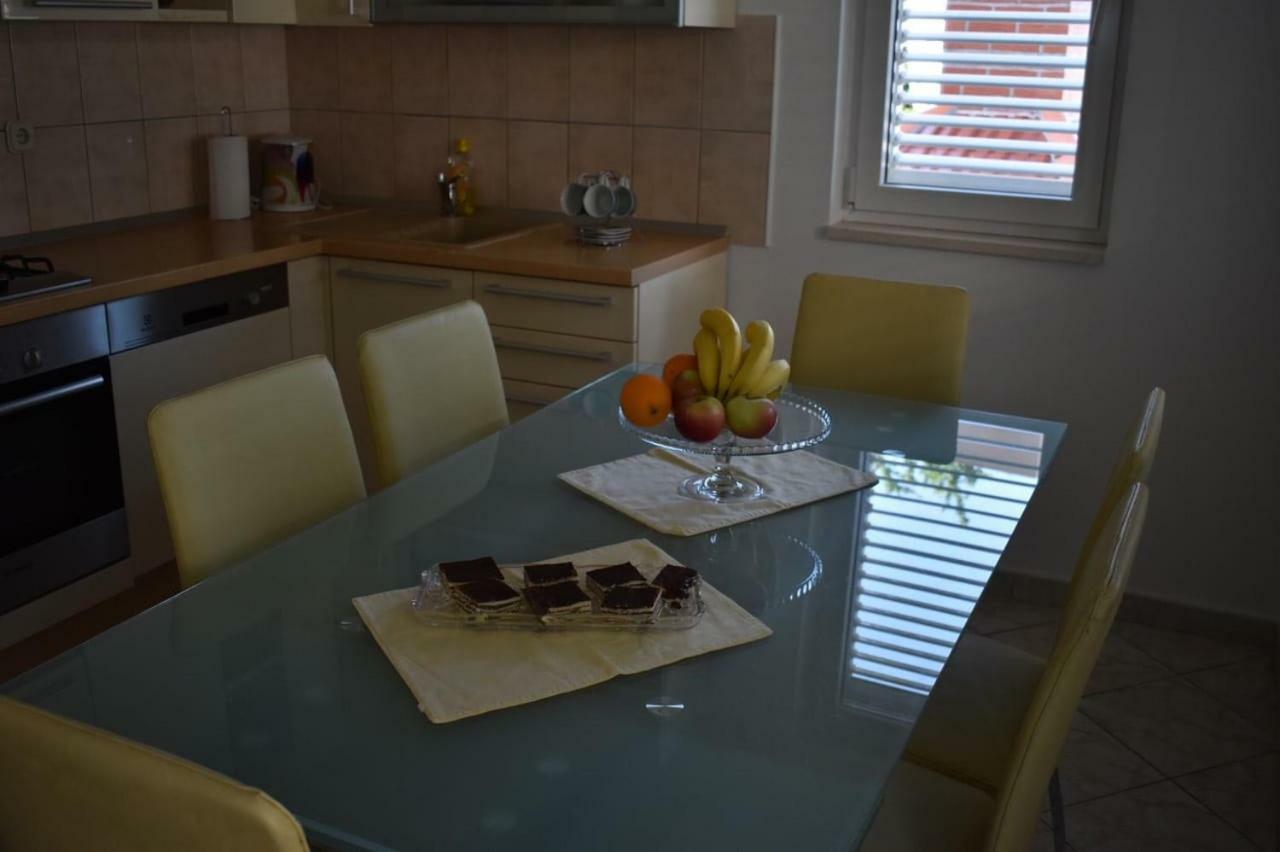 Fantasy Apartment กอร์จูลา ภายนอก รูปภาพ