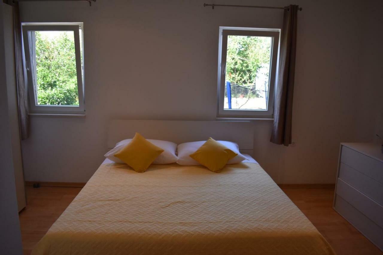 Fantasy Apartment กอร์จูลา ภายนอก รูปภาพ